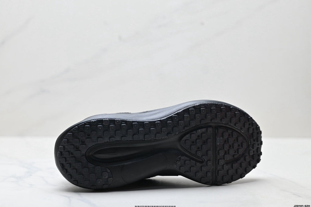 Nike Revolution 8 Black Running Shoes