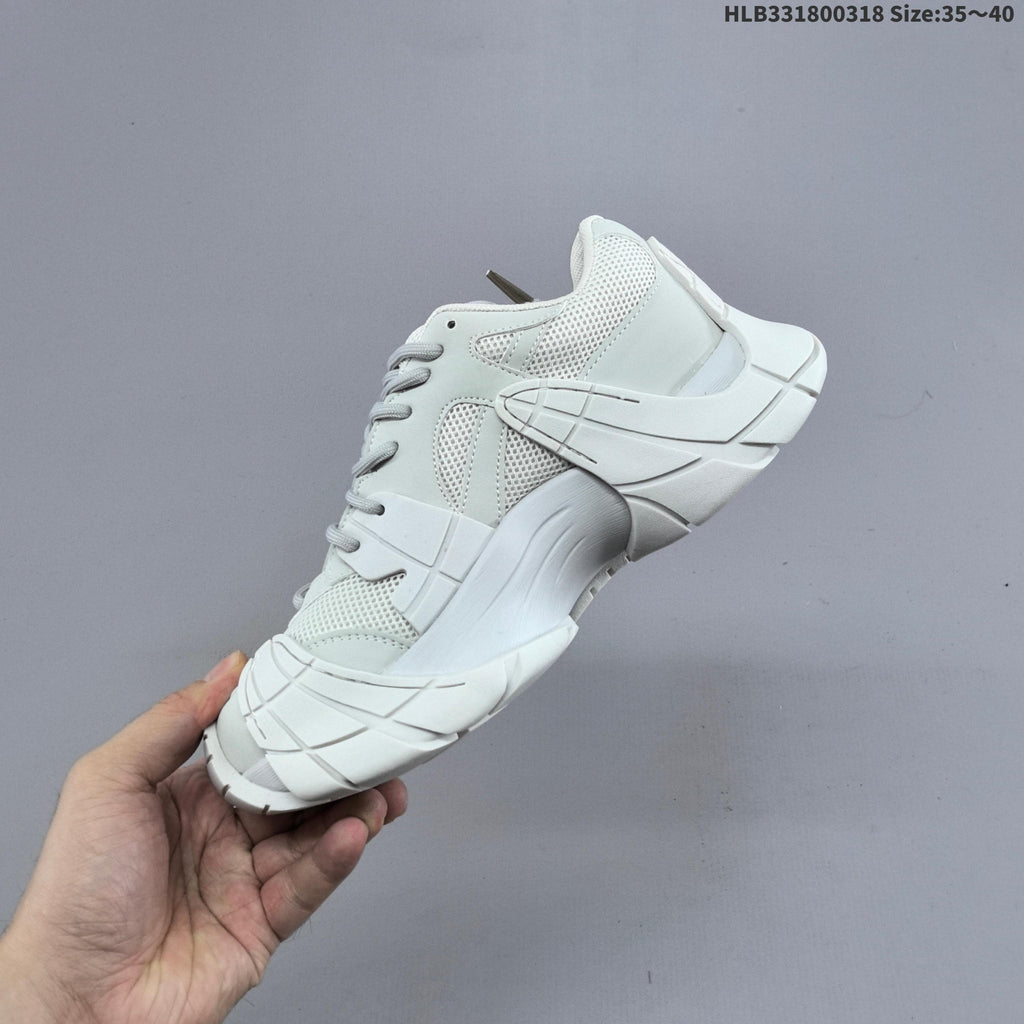 GG-CC Chunky Platform Sneakers in Gray and Pink