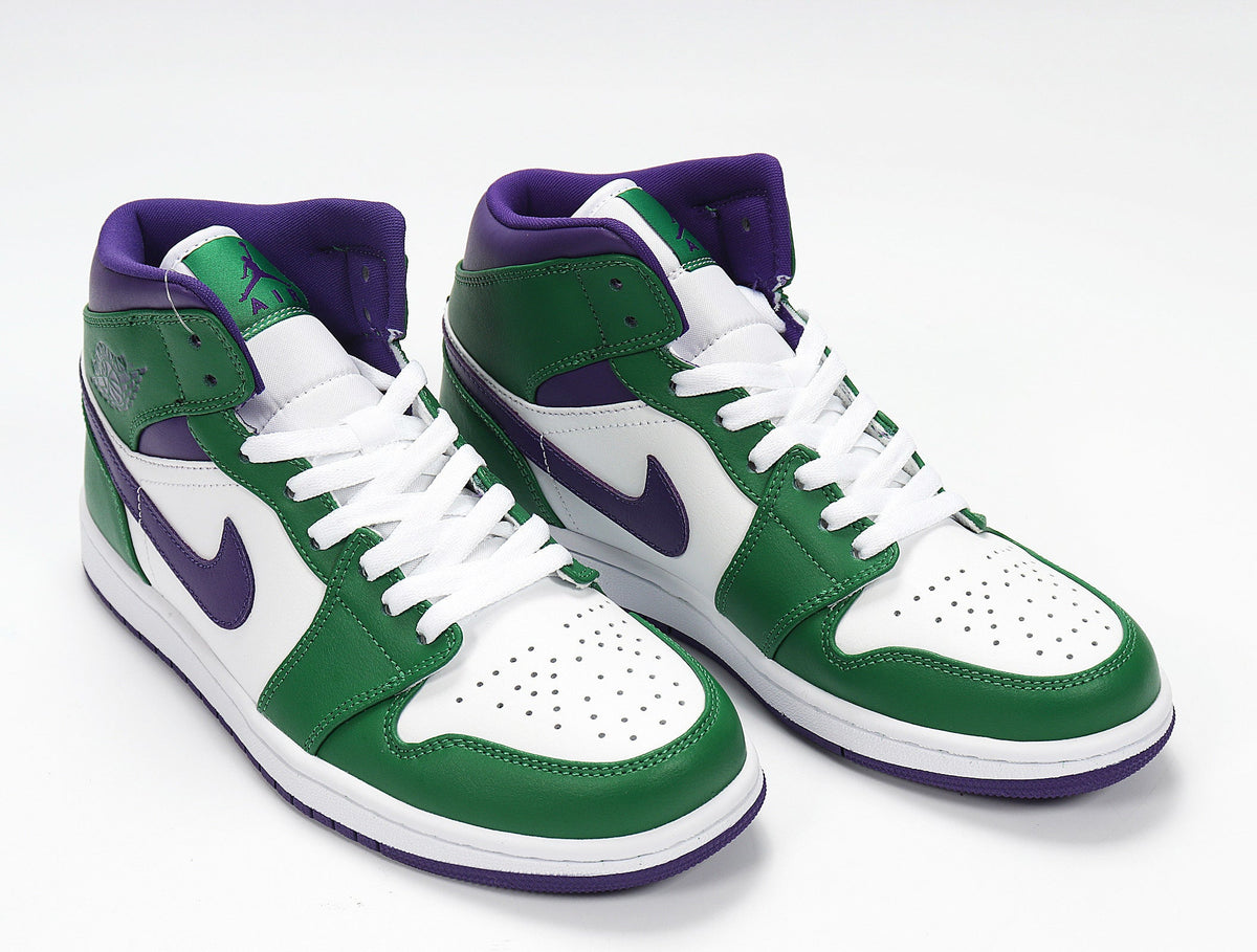 Air Jordan 1 High OG Court Purple Sneakers 555088-041